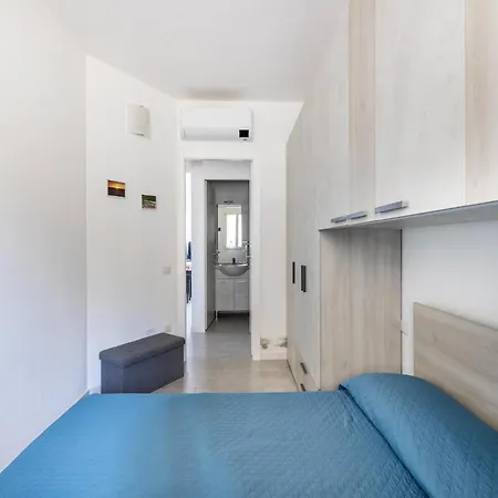 With Sea And Castle View Apartament