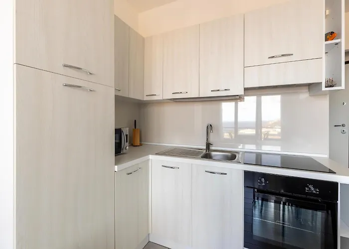 Apartamento Vista Mare E Castello, Piscina E Posto Auto *